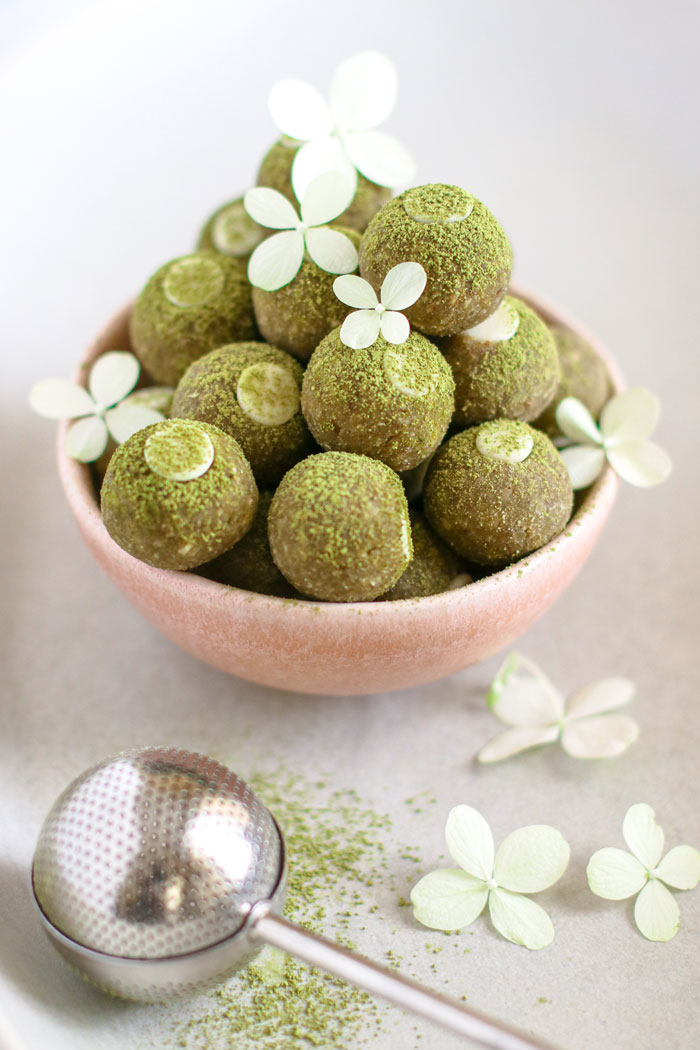 matcha-balls